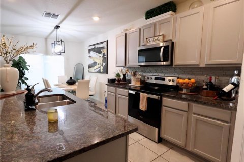 Casa en venta en Zellwood, Florida, 5 dormitorios, 263.94 m2 № 1666402 - foto 9