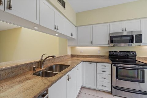 Copropriété à louer à Longboat Key, Floride: 2 chambres, 147.71 m2 № 1427011 - photo 17