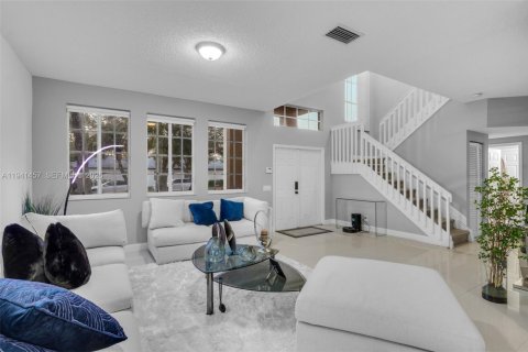 Villa ou maison à vendre à Weston, Floride: 5 chambres, 265.7 m2 № 1998612 - photo 6