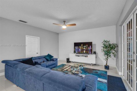 Villa ou maison à vendre à Weston, Floride: 5 chambres, 265.7 m2 № 1998612 - photo 10