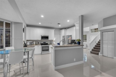 Villa ou maison à vendre à Weston, Floride: 5 chambres, 265.7 m2 № 1998612 - photo 13