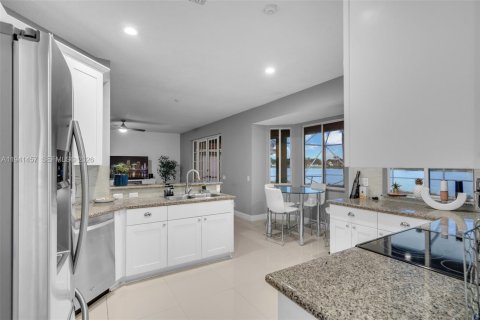 Villa ou maison à vendre à Weston, Floride: 5 chambres, 265.7 m2 № 1998612 - photo 16