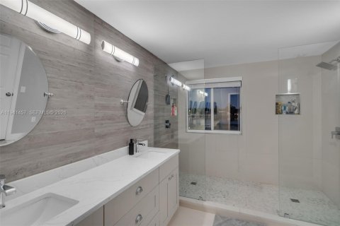 Villa ou maison à vendre à Weston, Floride: 5 chambres, 265.7 m2 № 1998612 - photo 27