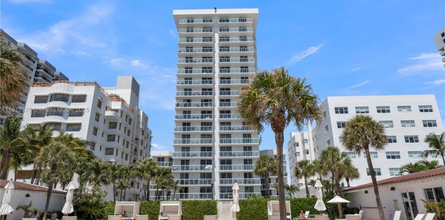 Condo à Miami Beach, Floride, 2 chambres № 1966835