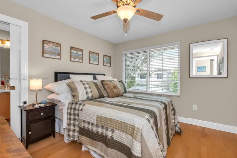 House in Miramar, Florida 4 bedrooms, 274.34 sq.m. № 1611751 - photo 29