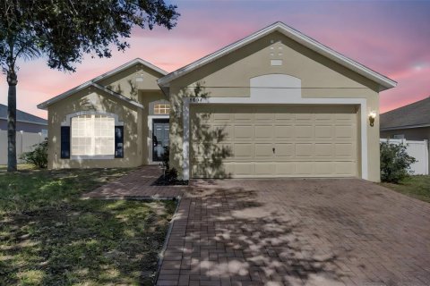 House in Haines City, Florida 3 bedrooms, 134.06 sq.m. № 2208716
