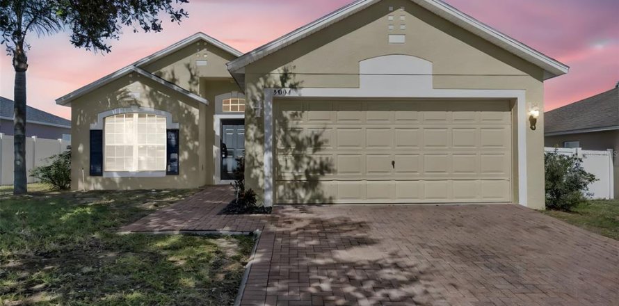 House in Haines City, Florida 3 bedrooms, 134.06 sq.m. № 2208716