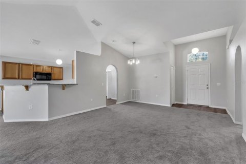 House in Haines City, Florida 3 bedrooms, 134.06 sq.m. № 2208716 - photo 19