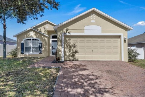 House in Haines City, Florida 3 bedrooms, 134.06 sq.m. № 2208716 - photo 3