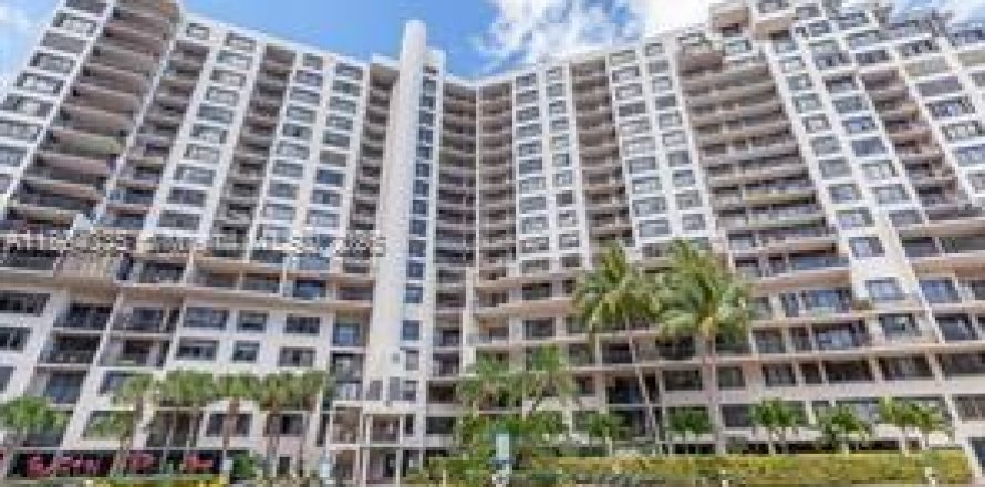 Condo in Miami, Florida, 1 bedroom  № 1728990