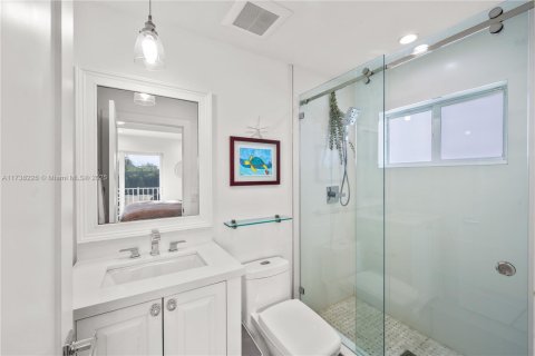 House in Key Largo, Florida 5 bedrooms, 353.03 sq.m. № 1763367 - photo 27