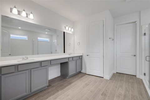 House in ANGELINE in Land O' Lakes, Florida 4 bedrooms, 249.63 sq.m. № 2152395 - photo 17