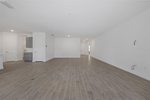 House in ANGELINE in Land O' Lakes, Florida 4 bedrooms, 249.63 sq.m. № 2152395 - photo 27
