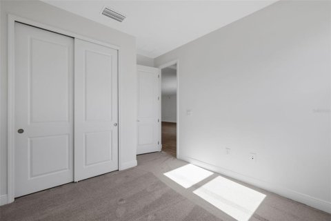 House in ANGELINE in Land O' Lakes, Florida 4 bedrooms, 249.63 sq.m. № 2152395 - photo 22