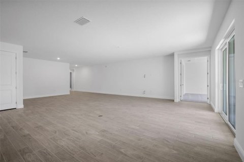House in ANGELINE in Land O' Lakes, Florida 4 bedrooms, 249.63 sq.m. № 2152395 - photo 28