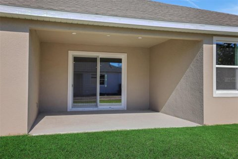 House in ANGELINE in Land O' Lakes, Florida 4 bedrooms, 249.63 sq.m. № 2152395 - photo 8