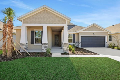 House in ANGELINE in Land O' Lakes, Florida 4 bedrooms, 249.63 sq.m. № 2152395