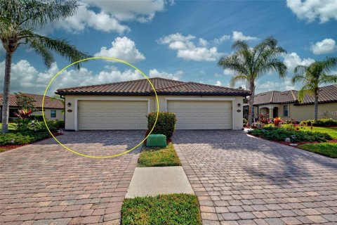 House in Venice, Florida 2 bedrooms, 146.04 sq.m. № 1556849 - photo 4