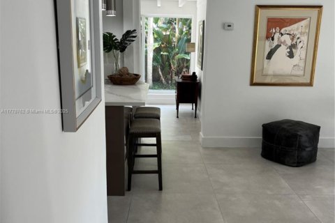 House in Fort Lauderdale, Florida 3 bedrooms, 148.64 sq.m. № 2035205 - photo 8