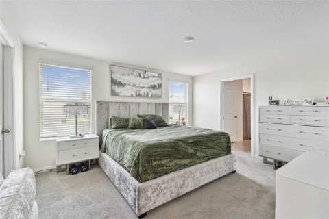 House in Zephyrhills, Florida 4 bedrooms, 209.96 sq.m. № 1740749 - photo 28