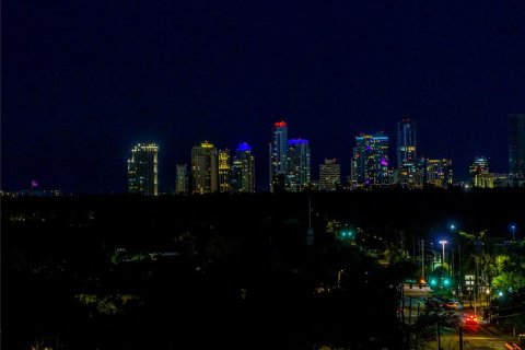 Condominio en venta en Saint Petersburg, Florida, 3 dormitorios, 144 m2 № 1688275 - foto 4