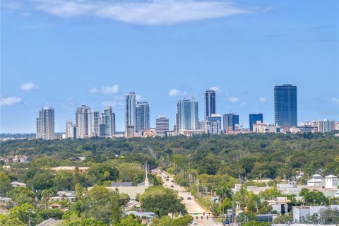 Condominio en venta en Saint Petersburg, Florida, 3 dormitorios, 144 m2 № 1688275 - foto 3