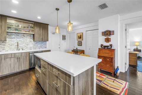 Condominio en venta en Saint Petersburg, Florida, 3 dormitorios, 144 m2 № 1688275 - foto 9