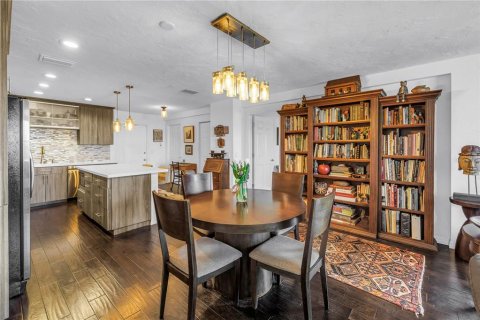 Condominio en venta en Saint Petersburg, Florida, 3 dormitorios, 144 m2 № 1688275 - foto 16