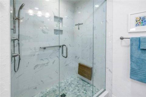 Condominio en venta en Saint Petersburg, Florida, 3 dormitorios, 144 m2 № 1688275 - foto 28