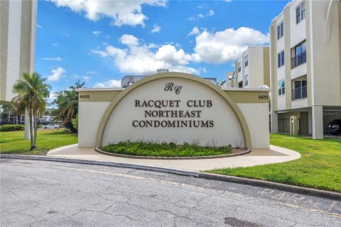 Condominio en venta en Saint Petersburg, Florida, 3 dormitorios, 144 m2 № 1688275 - foto 1