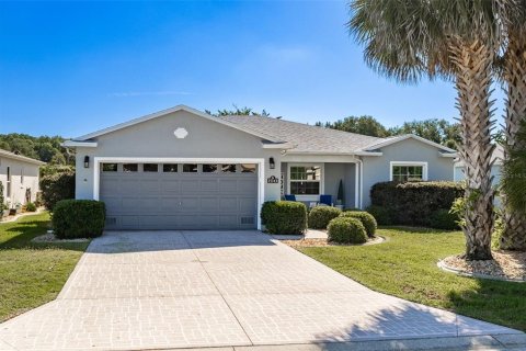 House in Ocala, Florida 3 bedrooms, 154.03 sq.m. № 2098348 - photo 2
