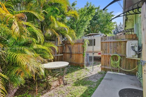 Купить виллу или дом в Дейви, Флорида 2 спальни, 97.92м2, № 2058175 - фото 14