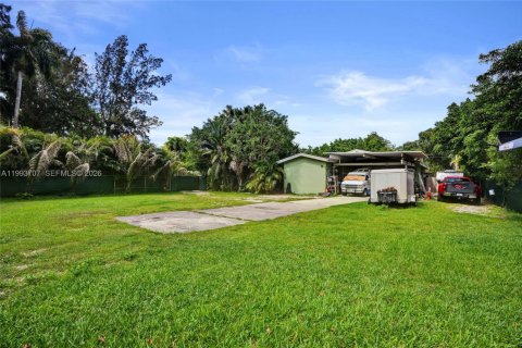 Купить виллу или дом в Дейви, Флорида 2 спальни, 97.92м2, № 2058175 - фото 3