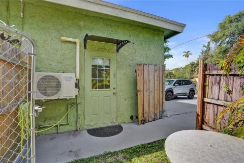 Купить виллу или дом в Дейви, Флорида 2 спальни, 97.92м2, № 2058175 - фото 13