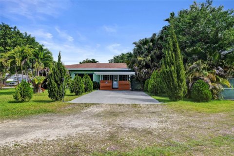 Купить виллу или дом в Дейви, Флорида 2 спальни, 97.92м2, № 2058175 - фото 7