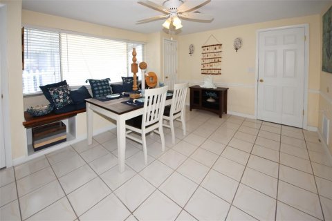Villa ou maison à vendre à Holiday, Floride: 3 chambres, 164.07 m2 № 1510982 - photo 25
