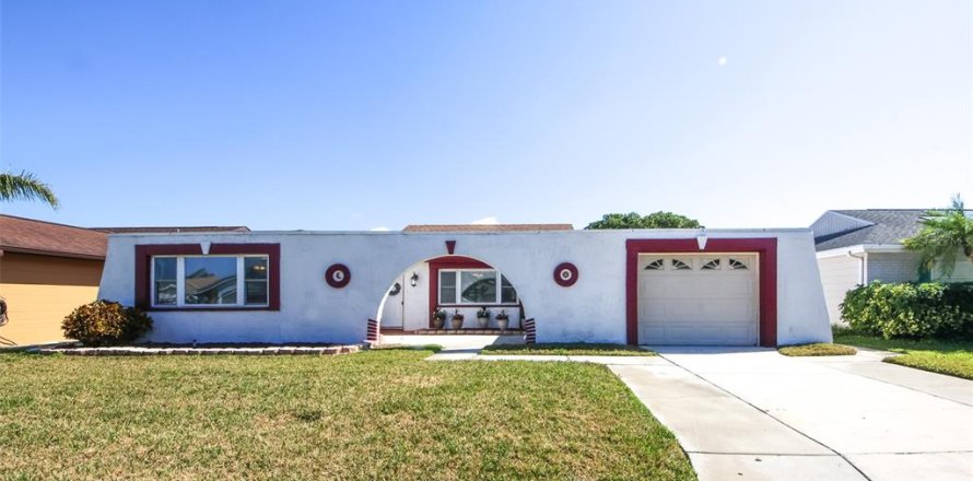 Villa ou maison à Holiday, Floride 3 chambres, 164.07 m2 № 1510982