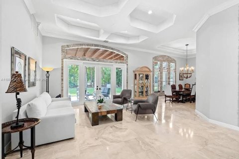 Villa ou maison à louer à Parkland, Floride: 6 chambres, 474.82 m2 № 1922014 - photo 2