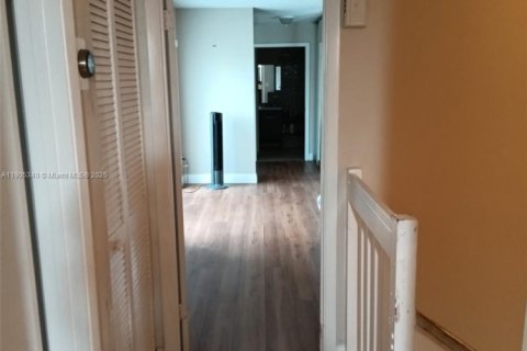 Adosado en alquiler en North Lauderdale, Florida, 3 dormitorios, 135.64 m2 № 1955954 - foto 11