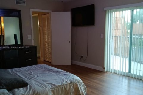 Adosado en alquiler en North Lauderdale, Florida, 3 dormitorios, 135.64 m2 № 1955954 - foto 13