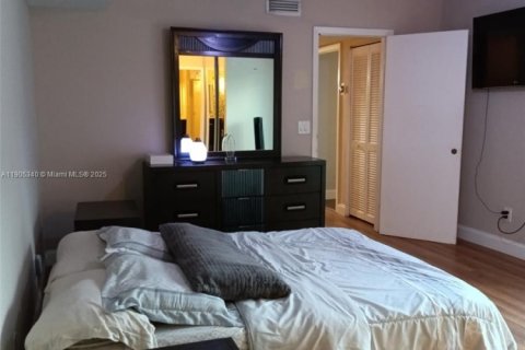 Adosado en alquiler en North Lauderdale, Florida, 3 dormitorios, 135.64 m2 № 1955954 - foto 12