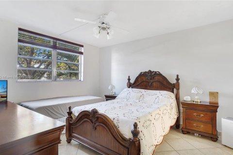 Condominio en venta en Aventura, Florida, 1 dormitorio, 71.35 m2 № 1500493 - foto 25