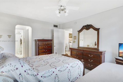 Condominio en venta en Aventura, Florida, 1 dormitorio, 71.35 m2 № 1500493 - foto 27
