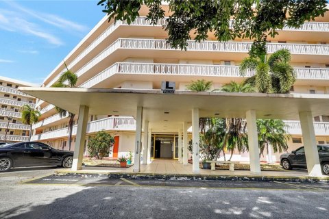 Condominio en venta en Aventura, Florida, 1 dormitorio, 71.35 m2 № 1500493 - foto 5