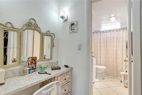 Condominio en venta en Aventura, Florida, 1 dormitorio, 71.35 m2 № 1500493 - foto 29