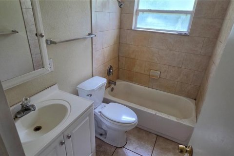 Купить виллу или дом в Нью-Порт-Ричи, Флорида 3 комнаты, 111.48м2, № 2150380 - фото 15