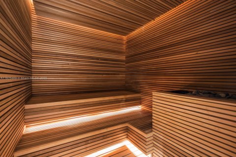 Copropriété à vendre à Bal Harbour, Floride: 1 chambre, 151.62 m2 № 1934656 - photo 28