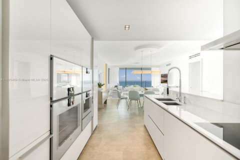 Copropriété à vendre à Bal Harbour, Floride: 1 chambre, 151.62 m2 № 1934656 - photo 5