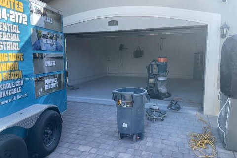 Commercial property in Miami-Dade, Florida № 1978207 - photo 11