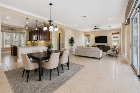 House in Groveland, Florida 2 bedrooms, 204.11 sq.m. № 2204072 - photo 4